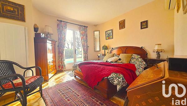 Maison traditionnelle 6 pièces de 167 m² à Le Tignet (06530)