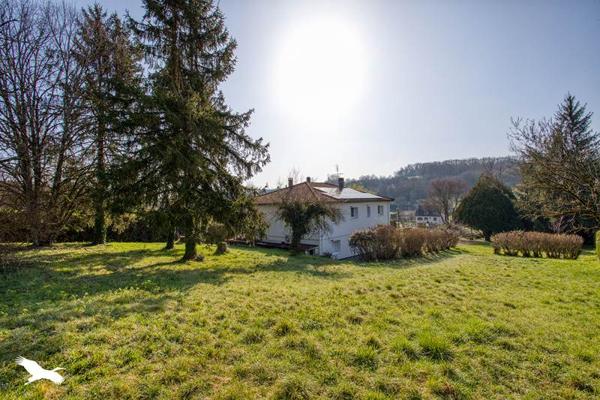Maison à vendre |  Azerat |  8 pièces | 230 m²