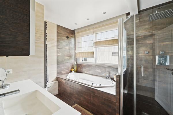 Vente Appartement de luxe Neuilly-sur-Seine 7 Pièces 195 m²