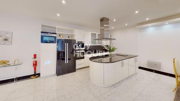 LOCAL COMMERCIAL AIRBNB CENTRE VILLE T4 (105m²) à MULHOUSE