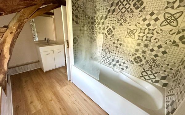 Maison à louer    4 pièces •  Saint-Just-le-Martel