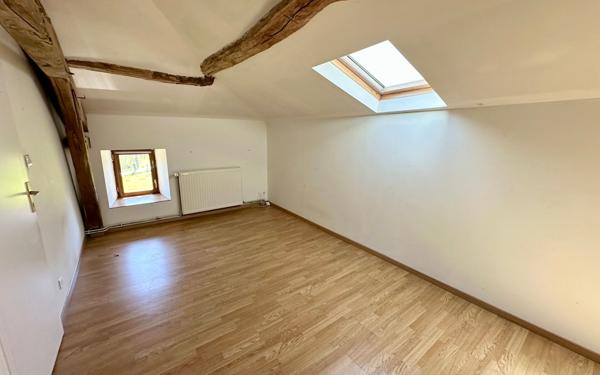 Maison à louer    4 pièces •  Saint-Just-le-Martel