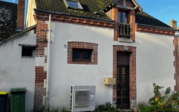 Maison à louer    2 pièces •  Millançay