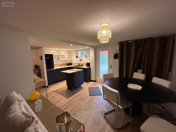 Fonds et/ou murs commerciaux à vendre à Mur-sur-Allier dans le Puy-de-Dôme (63111), ref : 63022-24