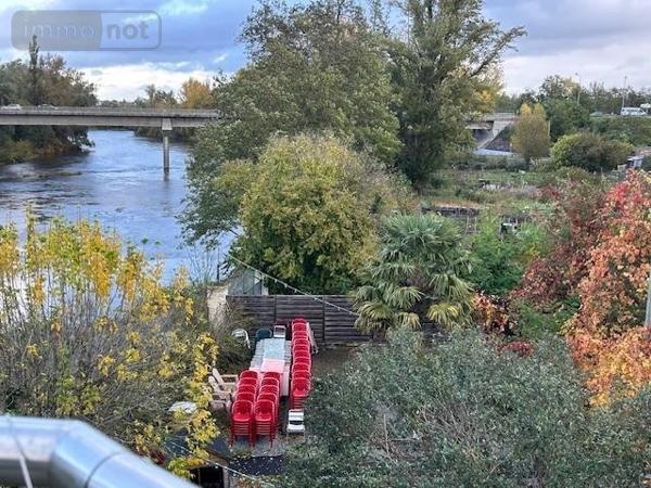 Fonds et/ou murs commerciaux à vendre à Mur-sur-Allier dans le Puy-de-Dôme (63111), ref : 63022-24
