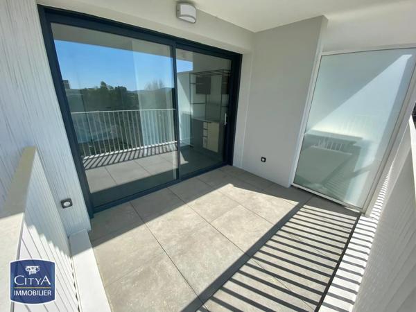 Appartement à louer 1 pièce 27.99m² La Garde (83130)