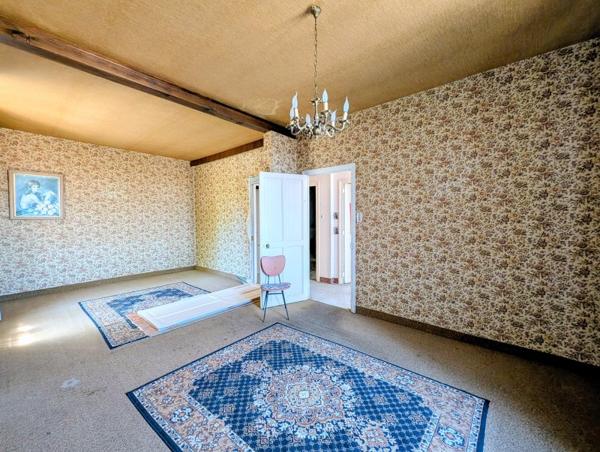 Vente / Maison à rénover à Le Teil (07400)