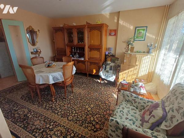 QUARTIER PIERRE-ROLLIN : Appartement type 2 de 53 m² , 3 ème étage av ASCENSEUR 
