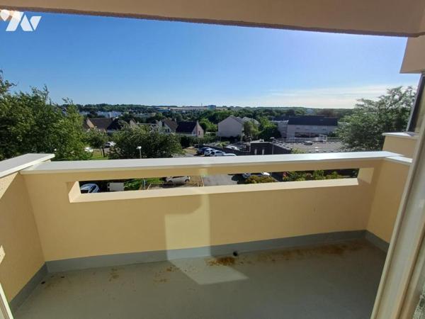 QUARTIER PIERRE-ROLLIN : Appartement type 2 de 53 m² , 3 ème étage av ASCENSEUR 