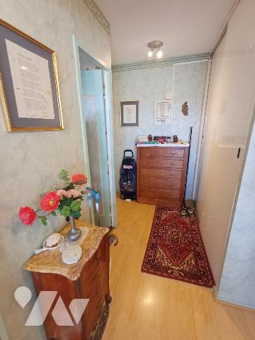 QUARTIER PIERRE-ROLLIN : Appartement type 2 de 53 m² , 3 ème étage av ASCENSEUR 