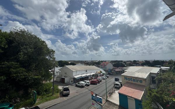 Appartement à vendre    1 pièce • 16 m2 Saint-François