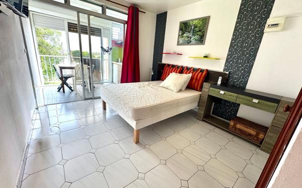 Appartement à vendre    1 pièce • 16 m2 Saint-François