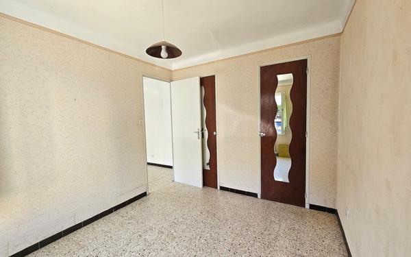 Appartement à vendre    2 pièces • 55,25 m2 Salon-de-Provence