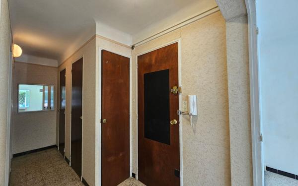 Appartement à vendre    2 pièces • 55,25 m2 Salon-de-Provence