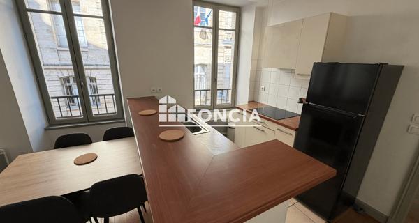 Location Appartement meublé 3 pièces 58.1 m² - Bordeaux 33000