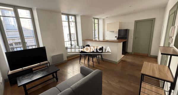 Location Appartement meublé 3 pièces 58.1 m² - Bordeaux 33000