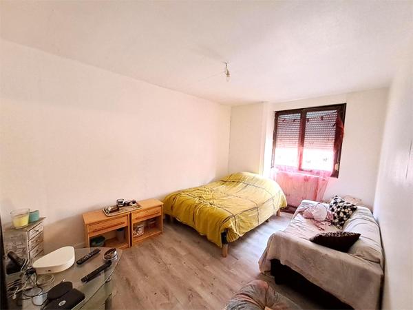 Bonne rentabilité pour cet immeuble de rapport  !