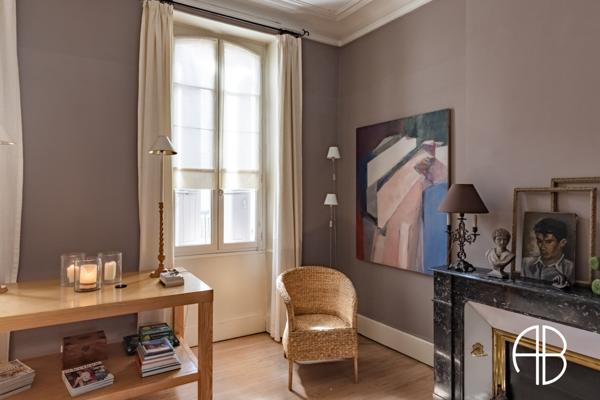 Haute ville Maison Bourgeoise avec dépendances et jardin