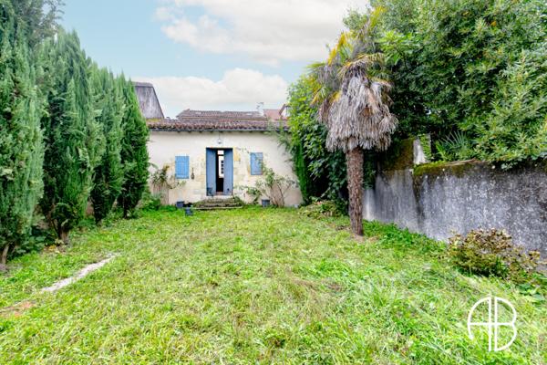 Haute ville Maison Bourgeoise avec dépendances et jardin