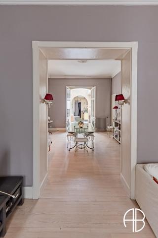 Haute ville Maison Bourgeoise avec dépendances et jardin