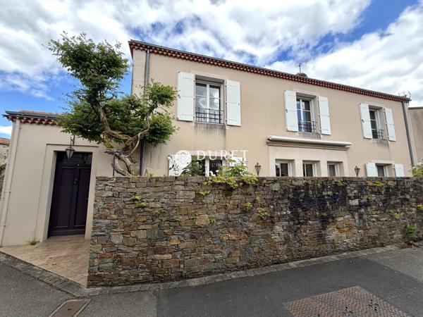 Maison individuelle à vendre, 9 pièces - Montaigu-Vendée 85600