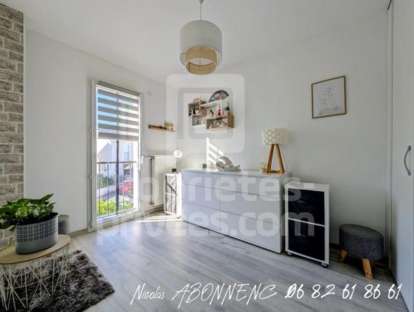 Maison  3 pièce(s) 70 m2