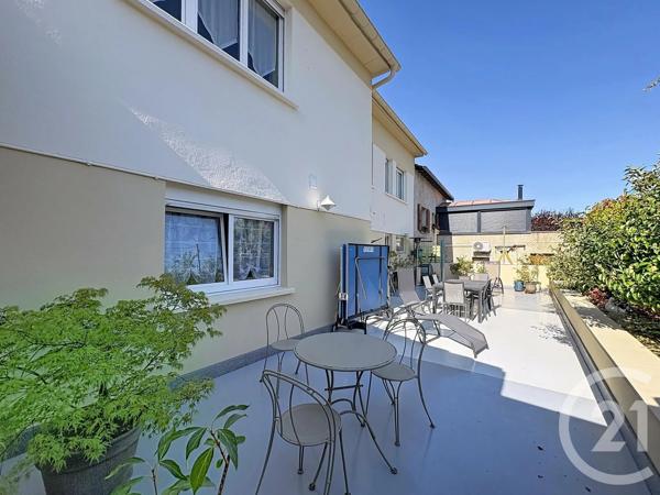Maison à vendre  7 pièces - 270 m 2   THIONVILLE  - 57