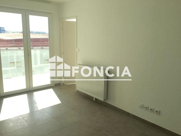 Location Appartement 2 pièces 35.88 m² - RUE PEYSSONNEL Marseille 13003