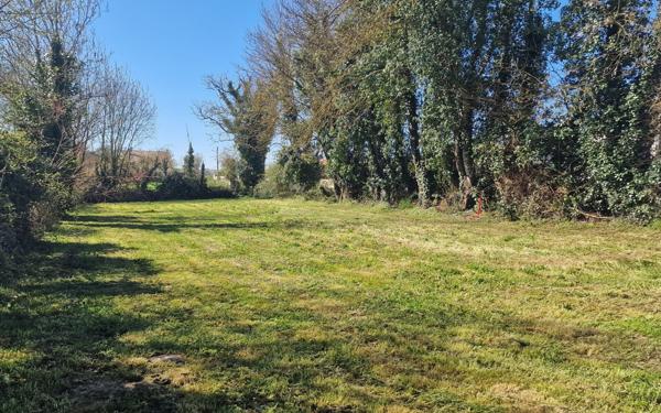 Terrain à vendre    Saint-Hippolyte