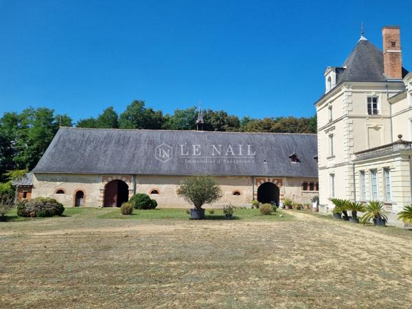 Majestueux Château Néo-classique du XIXe siècle et son parc de 6 hectares