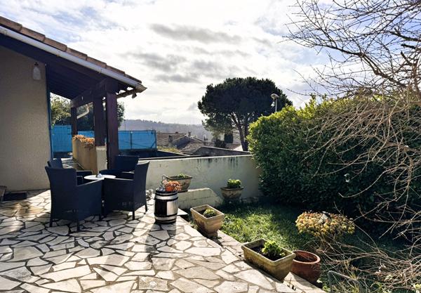 Carcassonne Grazailles pavillon plain-pied 101 m² sous-sol complet 3 chambres terrain 423 m² terrasses sans vis-à-vis cheminée insert