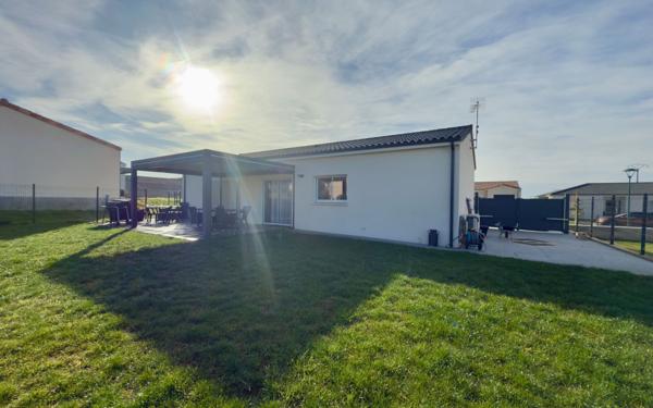 Maison à vendre    4 pièces •  Cissé