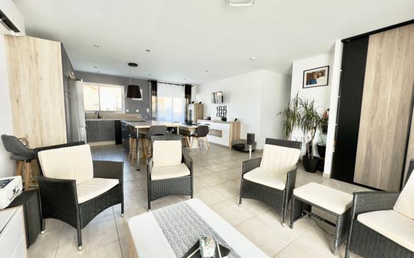 Maison à vendre    4 pièces •  Cissé