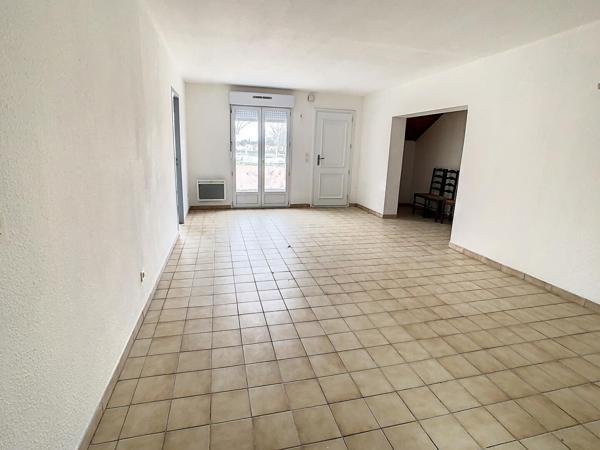 APPARTEMENT LUMINEUX EN REZ DE CHAUSSEE DANS RESIDENE SECURISEE