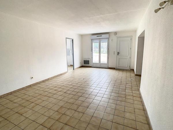 APPARTEMENT LUMINEUX EN REZ DE CHAUSSEE DANS RESIDENE SECURISEE