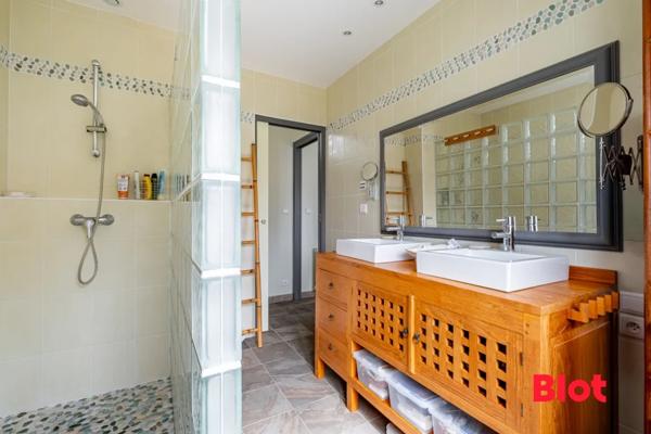 Maison 8 pièce(s)