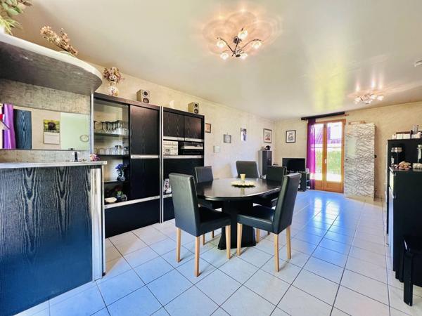 Maison Roissy En Brie 5 pièce(s) 109 m2