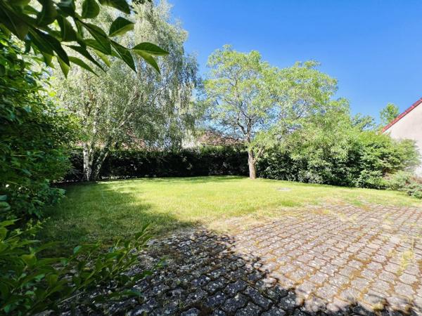 Maison Roissy En Brie 5 pièce(s) 109 m2