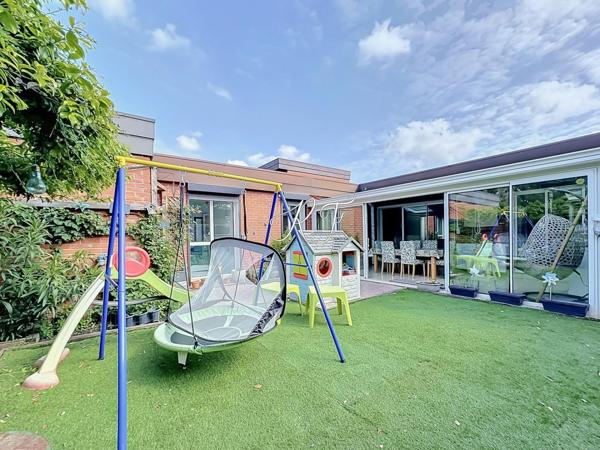 maison de plain pied avec 3 chambres et véranda