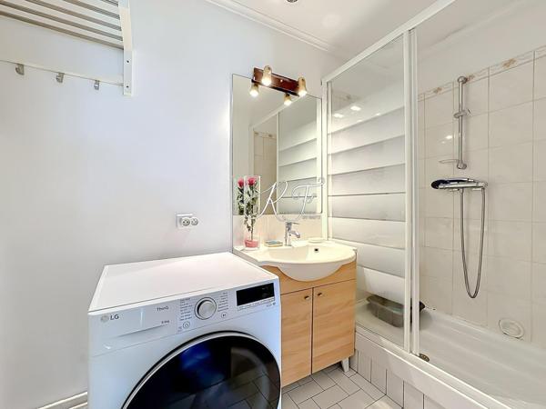 maison de plain pied avec 3 chambres et véranda