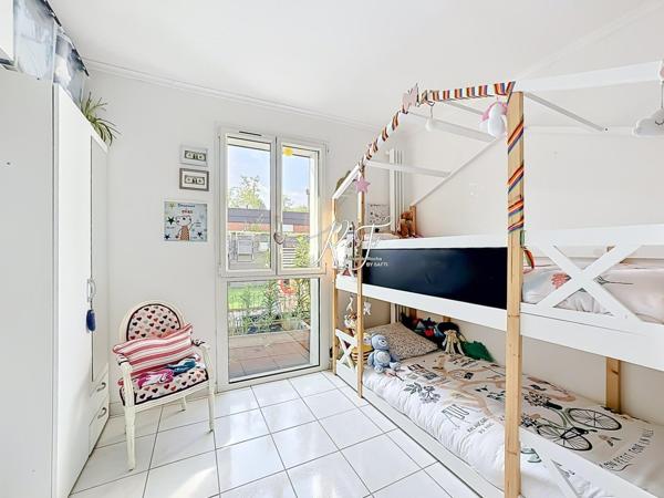 maison de plain pied avec 3 chambres et véranda