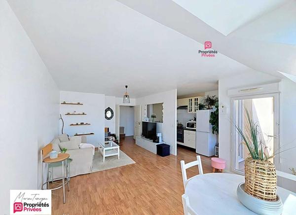 Bel appartement T3 avec grande terrasse  Dernier étage  Lacroix-Saint-Ouen