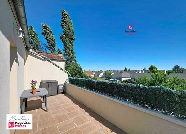 Bel appartement T3 avec grande terrasse  Dernier étage  Lacroix-Saint-Ouen