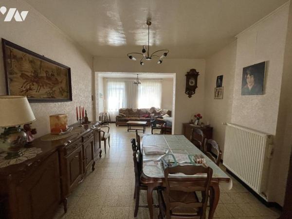 Maison semi mitoyenne avec deux garages de 54 m²