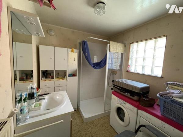 Maison semi mitoyenne avec deux garages de 54 m²