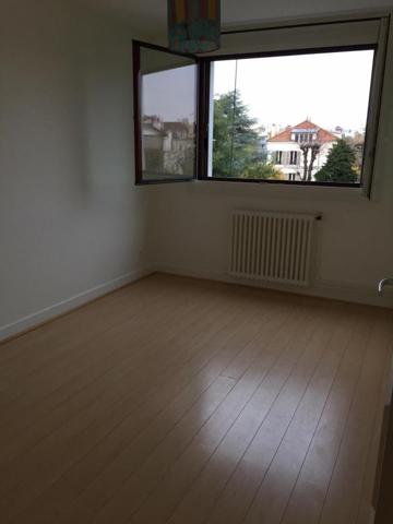 Location 4 Pieces 89 92000 Nanterre 7couchant4