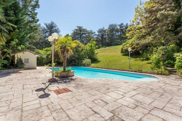 Vente Maison de luxe Saint-Cyr-au-Mont-d'Or 7 Pièces 434.85 m²