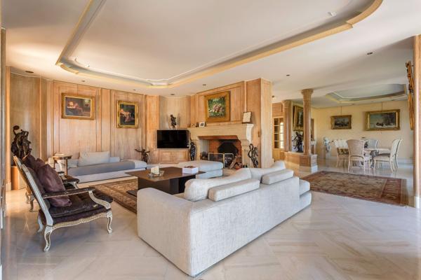 Vente Maison de luxe Saint-Cyr-au-Mont-d'Or 7 Pièces 434.85 m²
