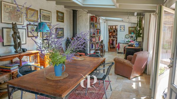 Cazes-Mondenard (82110) Charmant domaine du Quercy à l'élégance intemporelle et à la situation exceptionnelle