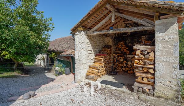 Cazes-Mondenard (82110) Charmant domaine du Quercy à l'élégance intemporelle et à la situation exceptionnelle